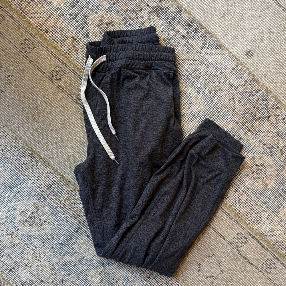 Vuori Charcoal Joggers